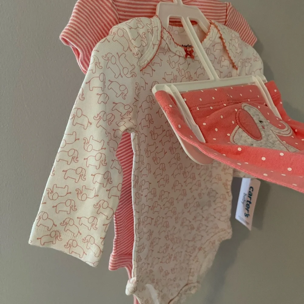 Carter’s 3 piece elephant set